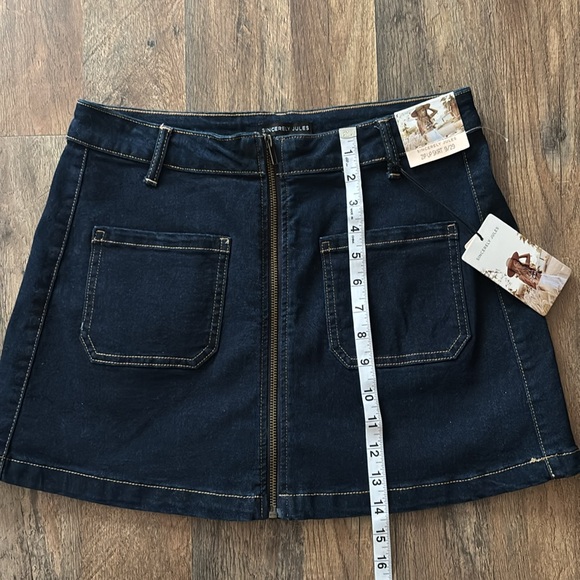 Sincerely Jules Denim Mini Zip Up Skirt NWT - Picture 4 of 7